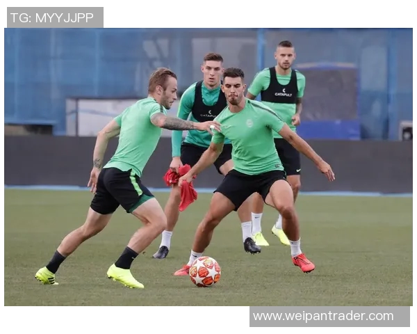 尤文图斯与费伦茨欧冠激战即将开启精彩直播全程回顾与分析 尤文图斯与费伦茨欧冠激战即将开启精彩直播全程回顾与分析