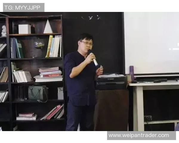 专访李芳:探索街舞背后的成功秘诀与成长之路 专访李芳:探索街舞背后的成功秘诀与成长之路